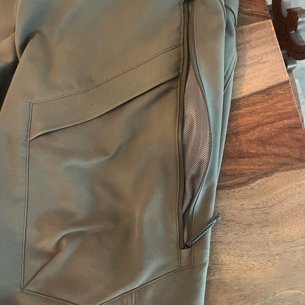 KUIU Attack Pants in Olive - Picture 2 of 7